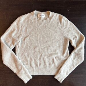 Aritzia Wilfred Soft Cream Crew Neck Sweater